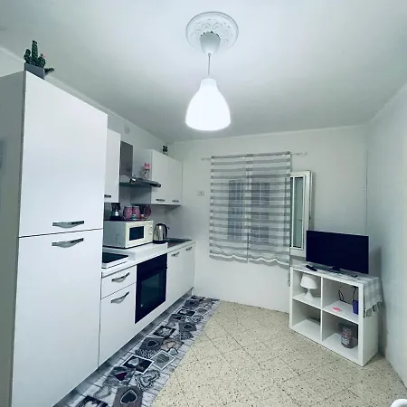 דירה Rose's House